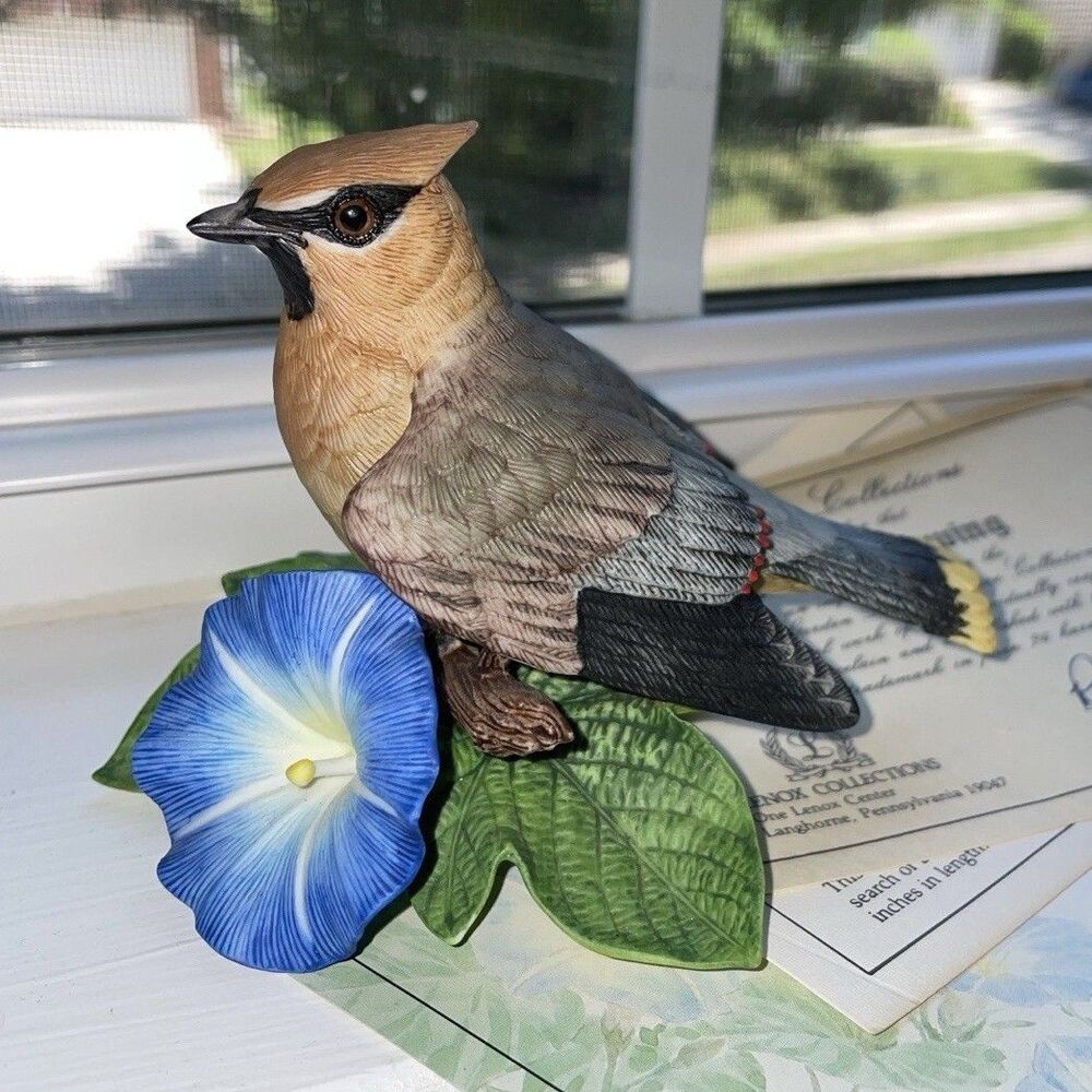 Lenox Garden Bird Collection Cedar Waxwing Porcelain Bird Figurine 1988